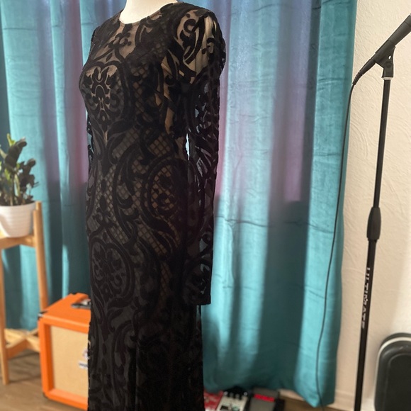 BCBG Floor Length Gown - Picture 4 of 5